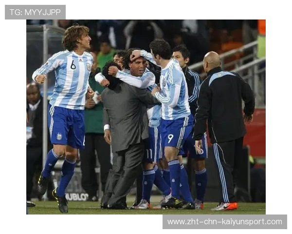 马特乌斯：若论影响力，马拉多纳无人能敌，马拉多纳和特维斯